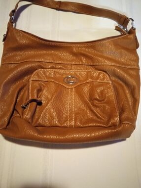 Tan Leather Shoulder Bag with Front Pocket